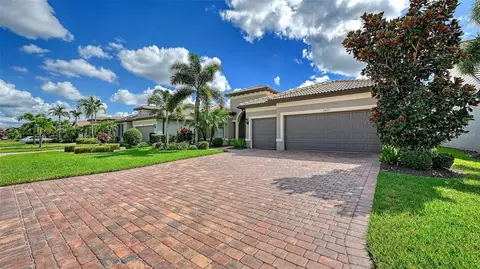 Exterior - 6827 Gosport Cv, Bradenton, FL 34202 photo 2 of 27