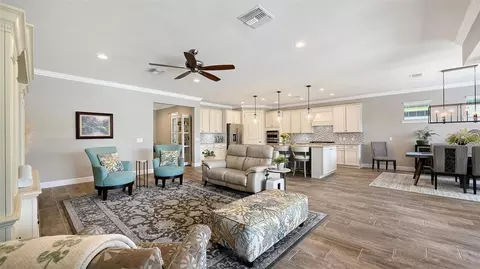 Living - 6827 Gosport Cv, Bradenton, FL 34202 photo 4 of 4