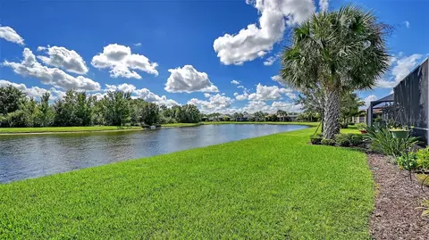 Exterior - 6827 Gosport Cv, Bradenton, FL 34202 photo 12 of 27