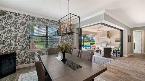 Dining - 6827 Gosport Cv, Bradenton, FL 34202 photo 3 of 6