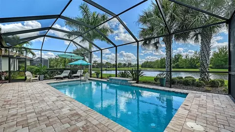 Exterior - 6827 Gosport Cv, Bradenton, FL 34202 photo 6 of 27