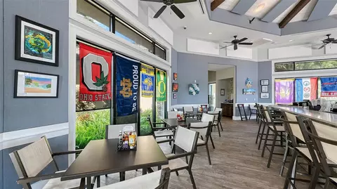 Dining - 6827 Gosport Cv, Bradenton, FL 34202 photo 6 of 6