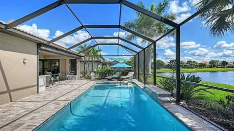 Exterior - 6827 Gosport Cv, Bradenton, FL 34202 photo 5 of 27