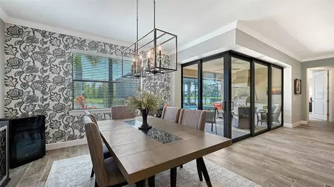 Dining - 6827 Gosport Cv, Bradenton, FL 34202 photo 2 of 6
