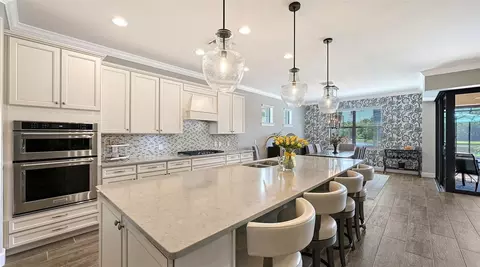 Kitchen - 6827 Gosport Cv, Bradenton, FL 34202 photo 1 of 4