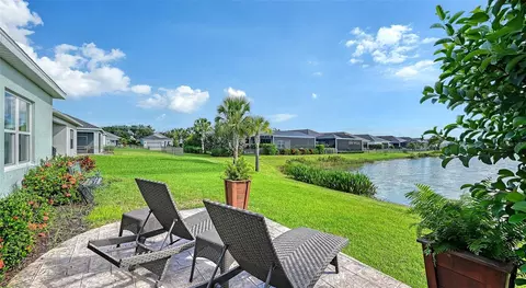 Exterior - 4716 Foxtail Dr, Parrish, FL 34219 photo 5 of 13