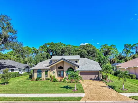 4735 White Tail Ln, Sarasota, FL 34238