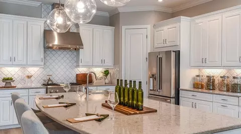 Kitchen - 14829 Contenta Loop, Bradenton, FL 34211 photo 3 of 4