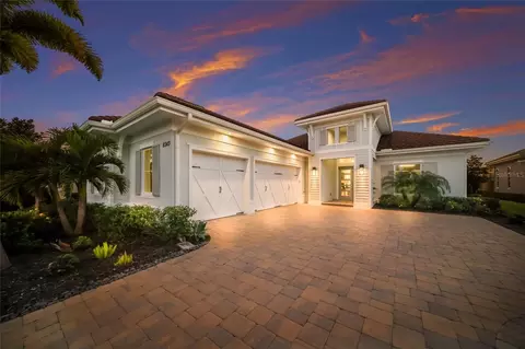 8343 Pavia Way, Lakewood Ranch, FL 34202