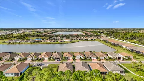 View/Area - 446 Ibiza Loop, Venice, FL 34292 photo 6 of 9