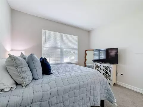 Bedroom - 446 Ibiza Loop, Venice, FL 34292 photo 8 of 8
