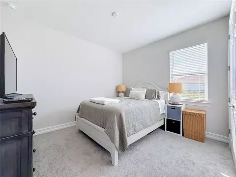 Bedroom - 446 Ibiza Loop, Venice, FL 34292 photo 5 of 8