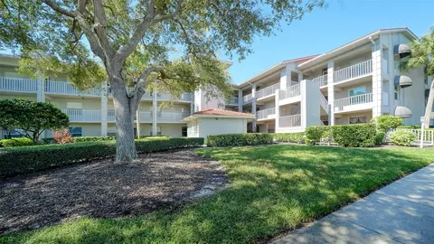 9330 Clubside Cir #3110, Sarasota, FL 34238