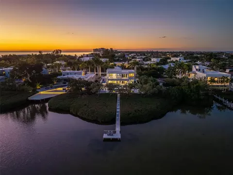 222 Morningside Dr, Sarasota, FL 34236