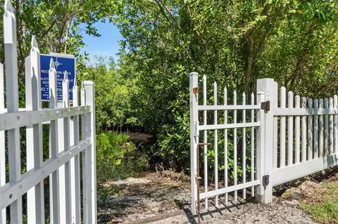 View/Area - 4739 Compass Dr, Bradenton, FL 34208 photo 13 of 14