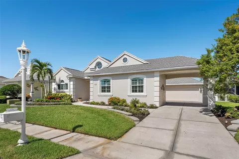 Exterior - 4739 Compass Dr, Bradenton, FL 34208 photo 11 of 14