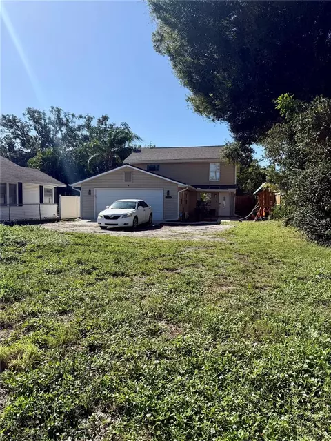 2219 12th Ave W, Bradenton, FL 34205