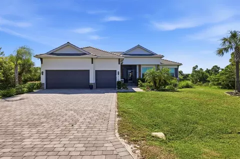 15185 Hennipen Cir, Port Charlotte, FL 33981