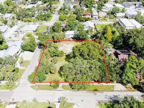 1705 6th St, Sarasota, FL 34236