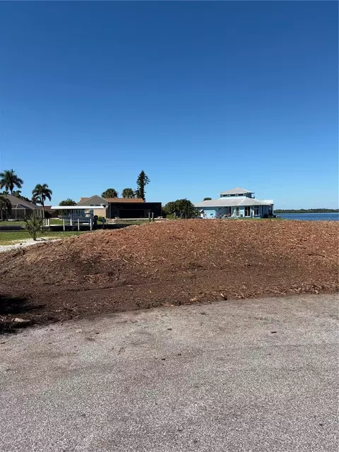 2439 Quail Ter, Port Charlotte, FL 33981