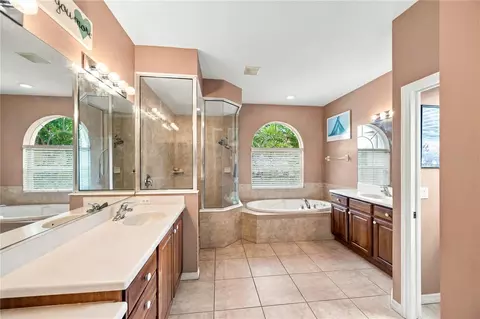Bath - 5729 115th Dr E, Parrish, FL 34219 photo 2 of 4