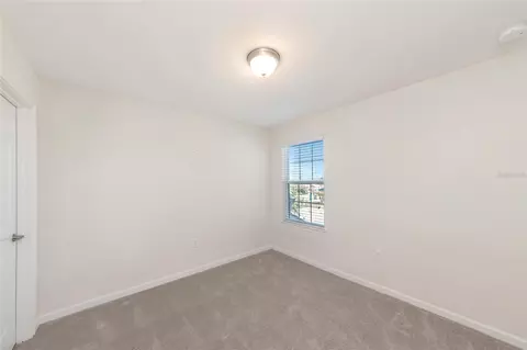 Bedroom - 12121 Trailhead Dr, Bradenton, FL 34211 photo 9 of 11