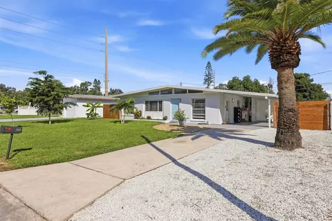 2821 Bay St, Sarasota, FL 34237