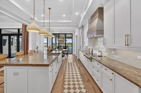 Kitchen - 1625 Rio Vista Ter, Parrish, FL 34219 photo 5 of 10