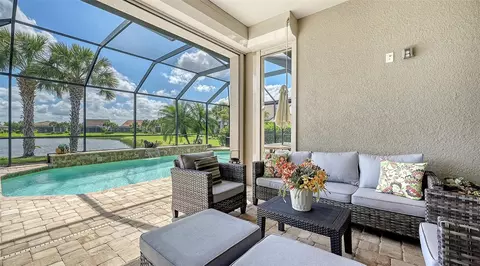 5562 Rain Lily Ct, Sarasota, FL 34238