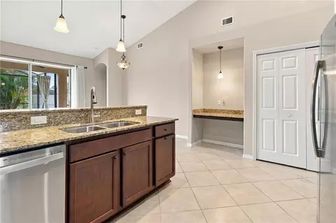 Kitchen - 13311 50th Ln E, Parrish, FL 34219 photo 4 of 5