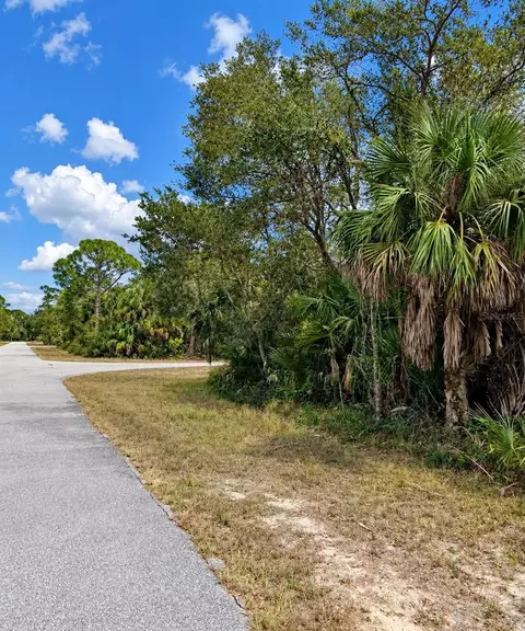 17117 Geoffrey Ave, Port Charlotte, FL 33948
