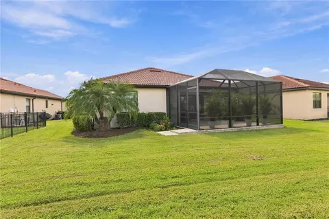 Exterior - 4523 Baltry Ct, Bradenton, FL 34211 photo 8 of 10