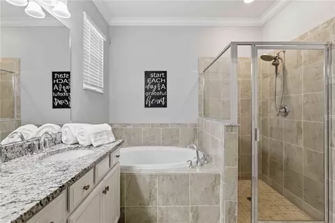 Bath - 4523 Baltry Ct, Bradenton, FL 34211 photo 3 of 4