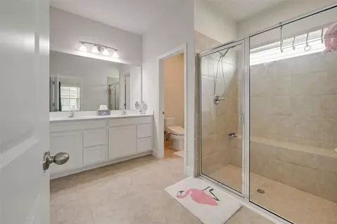 Bath - 9807 Eventide Trl, Parrish, FL 34219 photo 1 of 2