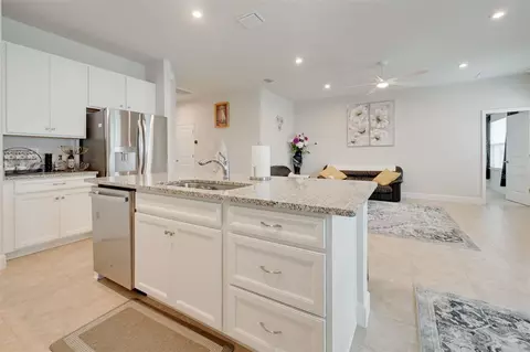 Kitchen - 9807 Eventide Trl, Parrish, FL 34219 photo 3 of 3