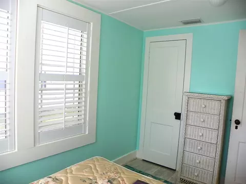 Bedroom - 8 Plaza St E, Bradenton, FL 34208 photo 4 of 4