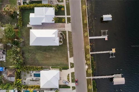 1910 Riverside Dr E, Bradenton, FL 34208 photo 7