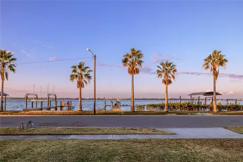 1910 Riverside Dr E, Bradenton, FL 34208 photo 10
