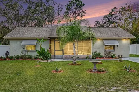 6313 Sweetwater Dr E, Lakeland, FL 33811