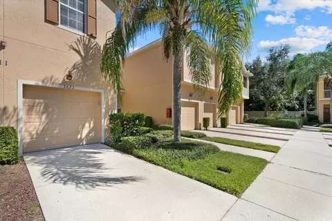 3623 Parkridge Cir #11-104, Sarasota, FL 34243