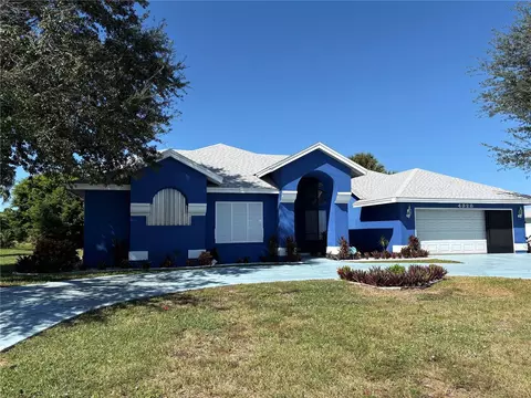 4328 Country Club Blvd, Cape Coral, FL 33904