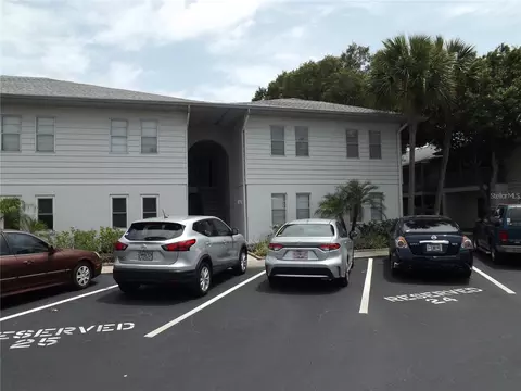 10800 Us Highway 19 N #110, Pinellas Park, FL 33782