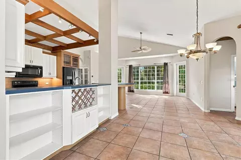 Living - 4716 4th Ave E, Bradenton, FL 34208 photo 7 of 11
