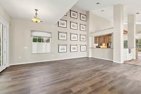 Living - 4716 4th Ave E, Bradenton, FL 34208 photo 4 of 11