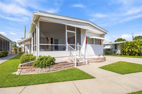 4810 Tri Par Dr, Sarasota, FL 34234