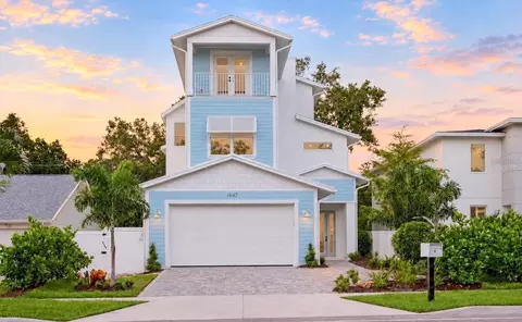 1647 Siesta Dr, Sarasota, FL 34239