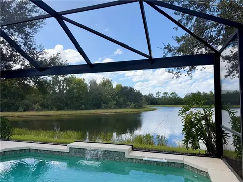 5018 Boston Common Gln, Bradenton, FL 34211 photo 2