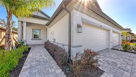 Exterior - 18102 Cherished Loop, Bradenton, FL 34211 photo 2 of 9