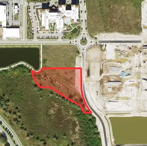 Lucent Place, Sarasota, FL 34240