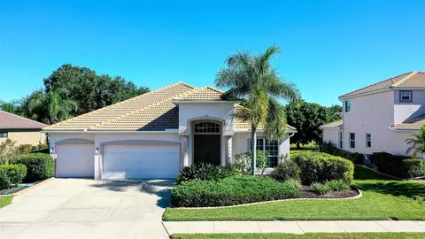 1595 Pinyon Pine Dr, Sarasota, FL 34240
